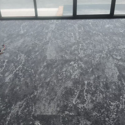 60.96cm*60.96cm Escritório comercial Plush Impresso Luxo Hotel Carpete de azulejos para área pública