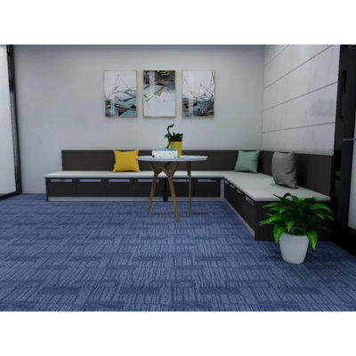 Padrão de puzzle de estilo simples azulejos de tapete removíveis de luxo 50x50 para escritório modular