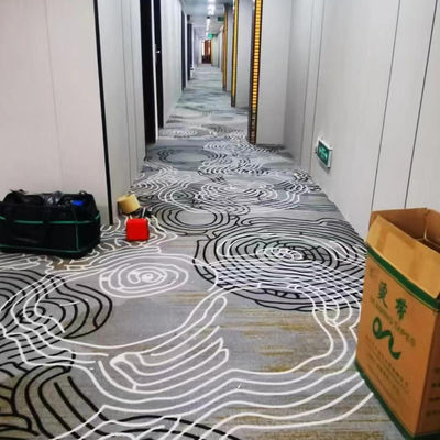 Hotéis Parede a parede máquina de piso comercial feito tapete à prova de fogo para decoração