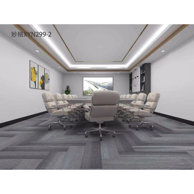 Chapas de tapetes modulares de escritório 50x50 com design de luxo e característica removível