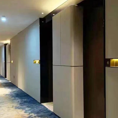 Piso comercial resistente ao fogo e fácil de limpar Tapete de parede a parede com suporte de feltro