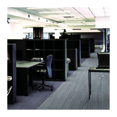 Loop Pile 50x50 Base Style Commercial Office Carpet Tile com suporte modular de PVC