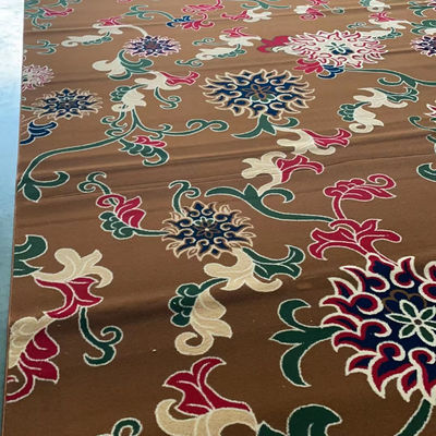 Tapete da mesquita de estilo moderno em muitas cores Cobertura de piso macio para sala de reuniões