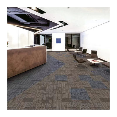 8 kg/m2 de azulejos de alfombra removíveis de luxo para pisos modulares de escritório