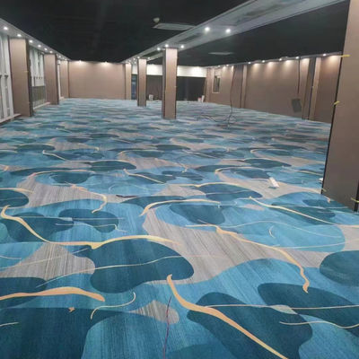 Tapete de padrão de hotel de cinco estrelas para cinema e teatro Material de apoio PP