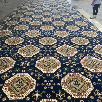 Tapete da mesquita de fio macio para tapete de oração de parede a parede em cores personalizadas